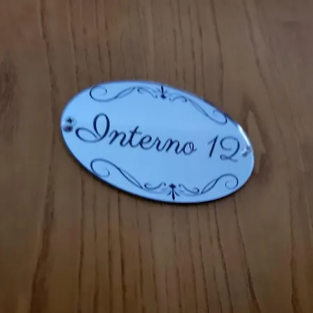 Di Fronte All'ospedale Modena